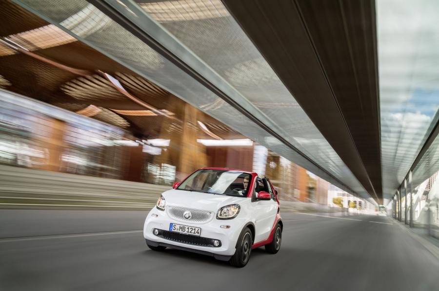  Smart ForTwo Passion Cabrio Urban Style 2016 года  (фото 11 из 25)